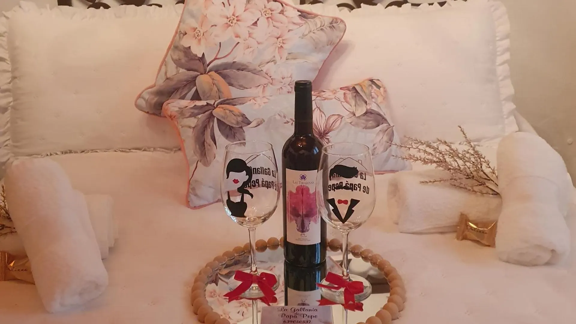 Santa Lucia La Gallania De Papa Pepe בית נופש