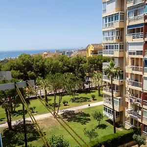 https://a-10-min-de-la-playa-y-con-excelentes-zonas-comunes.es-andalucia.com